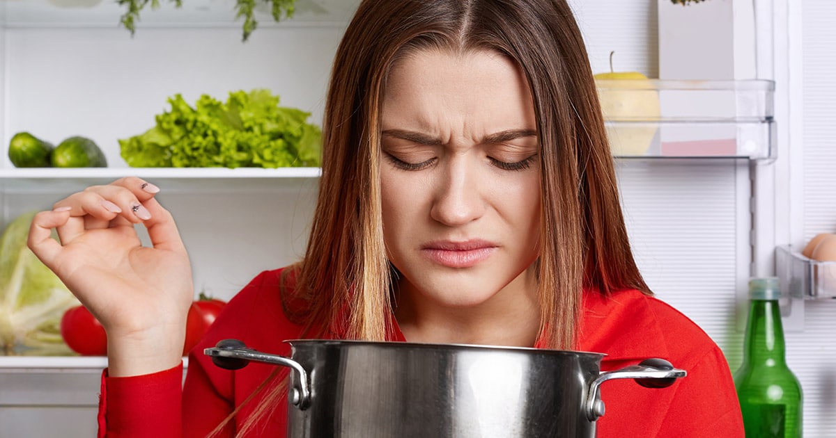 Oeuf avec une odeur : pourquoi il sent mauvais ?